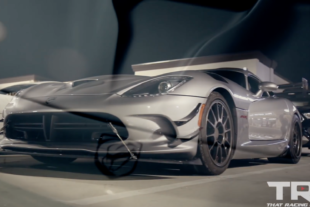 Twin-Turbo Viper ACR Uses 1,900 Horsepower to Destroy All