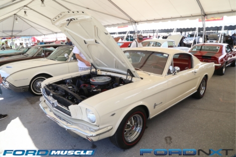 a-blue-oval-bonanza-at-barrett-jackson-in-west-palm-beach-2018-04-22_04-32-04_345176