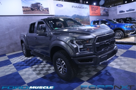 a-blue-oval-bonanza-at-barrett-jackson-in-west-palm-beach-2018-04-22_04-35-24_514692
