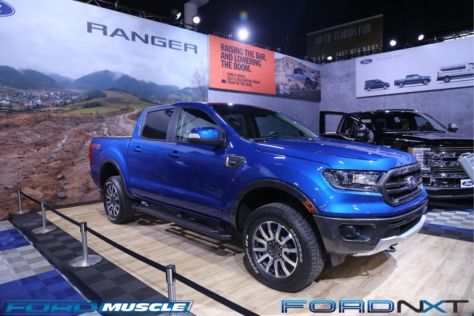 a-blue-oval-bonanza-at-barrett-jackson-in-west-palm-beach-2018-04-22_04-35-50_910952