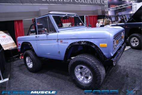 a-blue-oval-bonanza-at-barrett-jackson-in-west-palm-beach-2018-04-22_04-38-57_834801