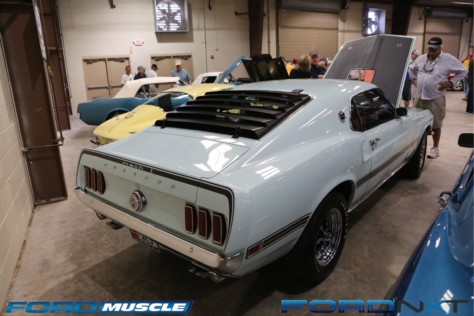 a-blue-oval-bonanza-at-barrett-jackson-in-west-palm-beach-2018-04-22_04-40-28_040388