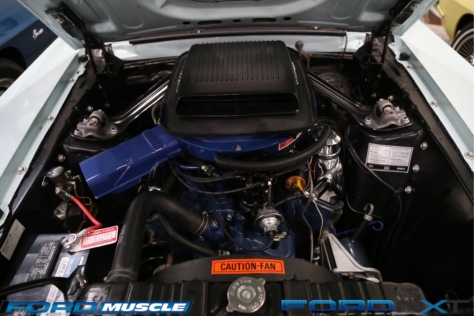 a-blue-oval-bonanza-at-barrett-jackson-in-west-palm-beach-2018-04-22_04-40-53_095485