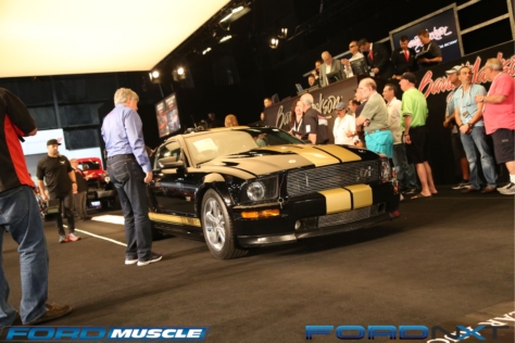 a-blue-oval-bonanza-at-barrett-jackson-in-west-palm-beach-2018-04-22_04-47-34_285641