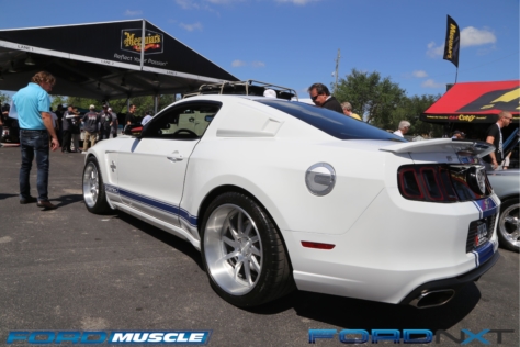a-blue-oval-bonanza-at-barrett-jackson-in-west-palm-beach-2018-04-22_04-47-55_968238