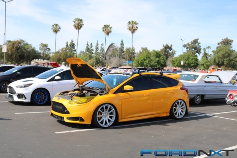 fabulous-fords-forever-brings-largest-display-to-knotts-berry-farm-2018-04-27_16-20-45_856296