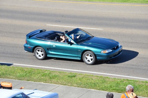 fords-take-over-the-strip-at-the-pigeon-forge-rod-run-2018-04-23_23-48-46_684176
