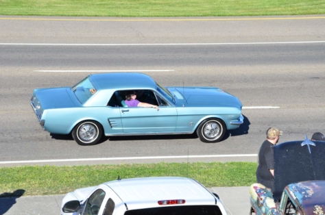 fords-take-over-the-strip-at-the-pigeon-forge-rod-run-2018-04-23_23-48-57_252966
