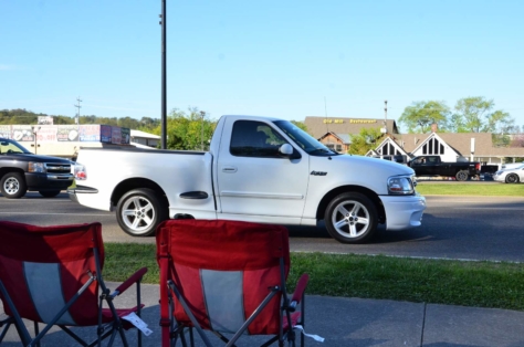 fords-take-over-the-strip-at-the-pigeon-forge-rod-run-2018-04-23_23-50-51_937069