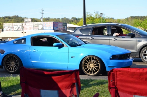 fords-take-over-the-strip-at-the-pigeon-forge-rod-run-2018-04-23_23-51-11_490496