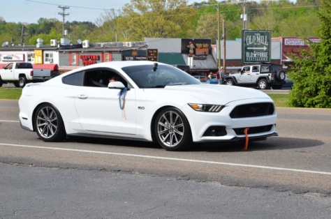 fords-take-over-the-strip-at-the-pigeon-forge-rod-run-2018-04-24_00-01-32_702404