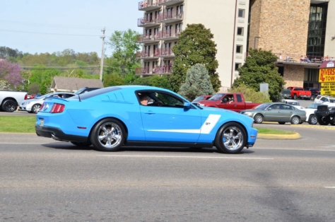 fords-take-over-the-strip-at-the-pigeon-forge-rod-run-2018-04-24_00-03-23_361771