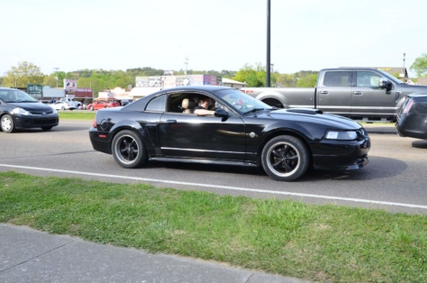 fords-take-over-the-strip-at-the-pigeon-forge-rod-run-2018-04-24_00-03-52_933776