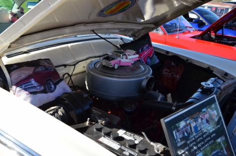 local-church-car-show-draws-strong-blue-oval-turnout-2018-04-06_02-13-56_308164
