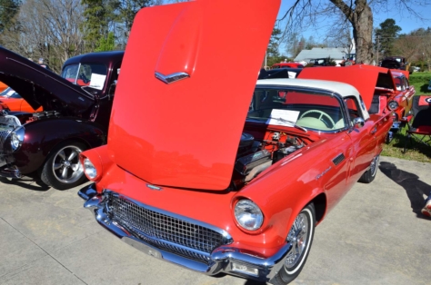 local-church-car-show-draws-strong-blue-oval-turnout-2018-04-06_02-17-29_406760