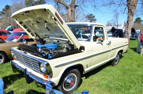 local-church-car-show-draws-strong-blue-oval-turnout-2018-04-06_02-23-55_489778
