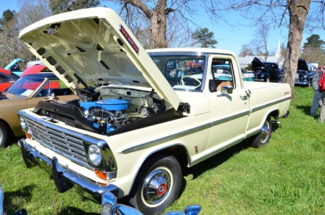 local-church-car-show-draws-strong-blue-oval-turnout-2018-04-06_02-24-30_098961