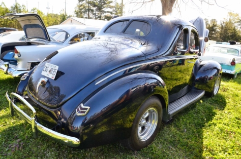 local-church-car-show-draws-strong-blue-oval-turnout-2018-04-06_02-27-53_843901