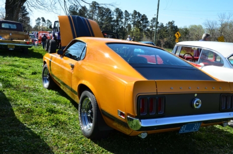 local-church-car-show-draws-strong-blue-oval-turnout-2018-04-06_02-30-36_002993