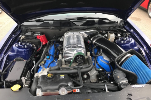 Stock-Engine Shelby GT500 Screams To 200+MPH Standing Mile
