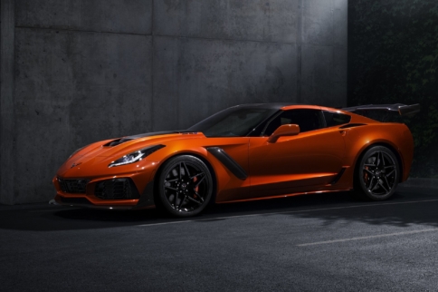 Watch The ZR1 Hit 214 MPH Making It The Fastest Corvette Of All Time
