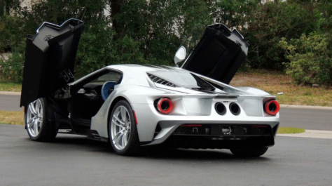 2017-ford-gt-heads-to-auction-in-indy-2018-05-16_02-33-49_742462