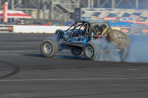 2018-holley-ls-fest-west-kicks-off-with-a-bang-2018-05-05_17-38-07_980283