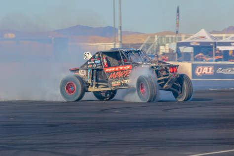 2018-holley-ls-fest-west-kicks-off-with-a-bang-2018-05-05_17-39-50_520682