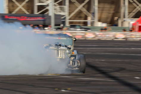 2018-holley-ls-fest-west-kicks-off-with-a-bang-2018-05-05_17-40-27_532874