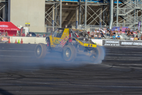 2018-holley-ls-fest-west-kicks-off-with-a-bang-2018-05-05_17-40-55_542157