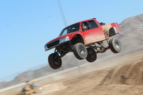 2018-holley-ls-fest-west-kicks-off-with-a-bang-2018-05-05_17-55-41_097237
