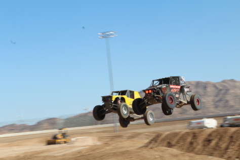2018-holley-ls-fest-west-kicks-off-with-a-bang-2018-05-05_17-56-14_132879