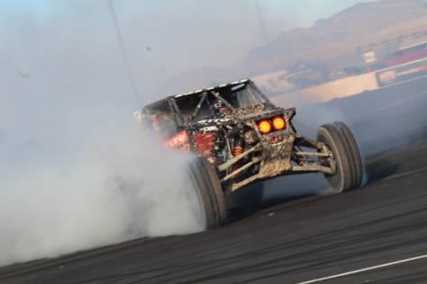 2018-holley-ls-fest-west-kicks-off-with-a-bang-2018-05-05_18-00-18_699110