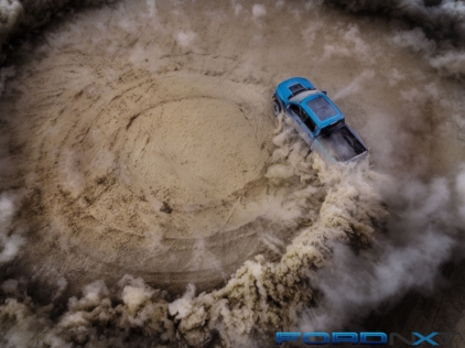 2019-f-150-raptor-climbs-ahead-with-new-shocks-seats-tech-2018-05-24_13-51-21_791778