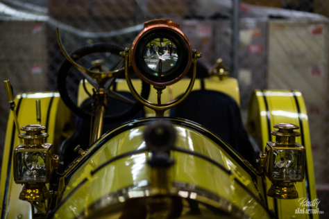 behind-the-scenes-the-vault-beneath-the-petersen-2018-05-29_23-12-57_136105