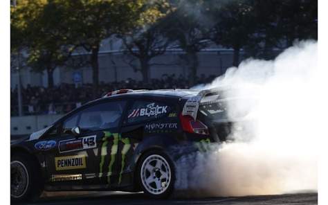 ken-block-shreds-toyo-tires-at-tokyo-auto-salon-2018-05-24_22-05-32_455476