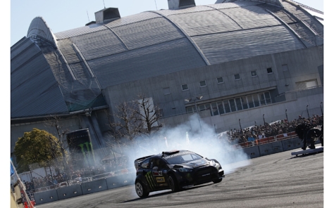 ken-block-shreds-toyo-tires-at-tokyo-auto-salon-2018-05-24_22-05-54_456519