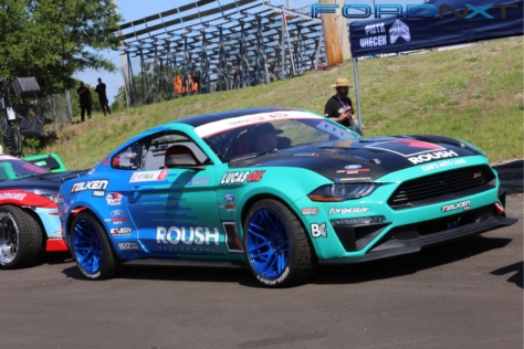 mustangs-fought-hard-at-formula-drifts-scorched-earth-in-orlando-2018-04-29_18-36-59_510131