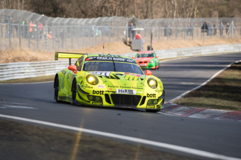 Video: Manthey's GT3 R Battles Mercedes-AMG GT3 On The Nürburgring!