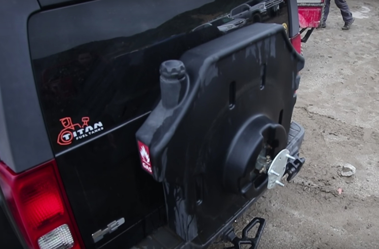 Video: Titan Fuel Tanks Showcases Trail Trekker II At Jump Champs
