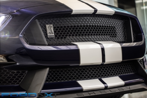 2019-shelby-gt350-goes-faster-brakes-harder-turns-sharper-2018-06-12_03-37-52_327030