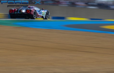 ford-gt-races-podium-24-hours-le-mans-2018-06-18_16-05-07_214166