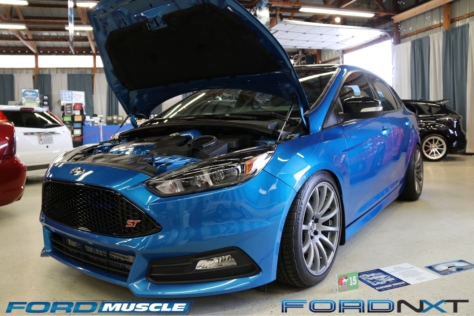 over-3000-blue-oval-machines-pack-the-2018-carlisle-ford-nationals-2018-06-06_19-33-36_276916