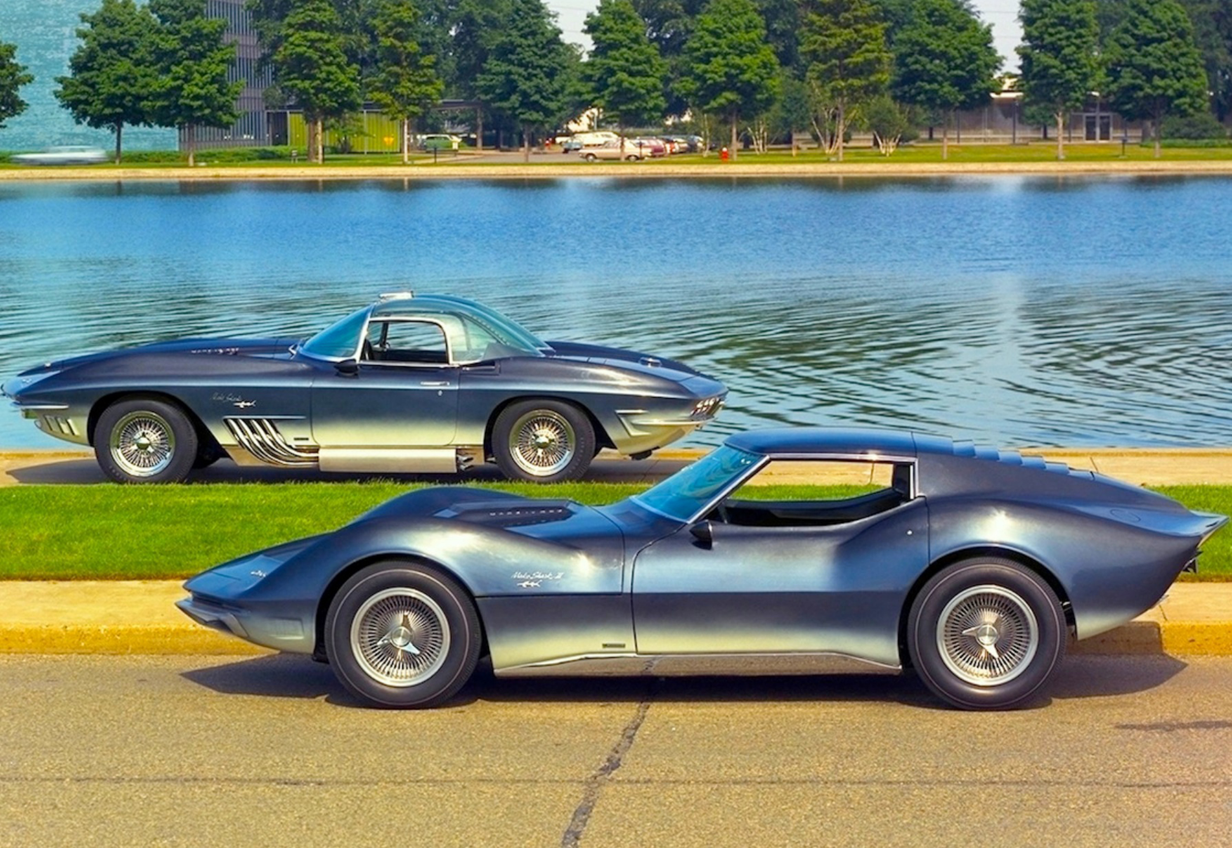 【即出荷】 Bill Corvette Influential GM's Sharks: Mako Mitchell's ミニカー
