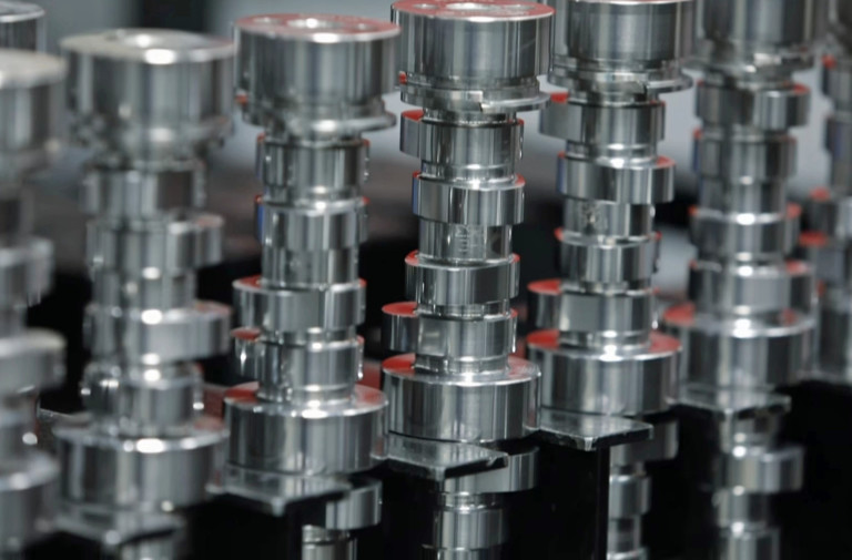 The Differences Between Turbocharger, Supercharger, and Nitrous Cams