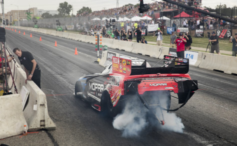 4th-annual-roadkill-nights-sees-street-legal-drag-racing-on-woodward-2018-08-14_22-50-34_813126