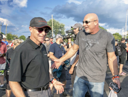 4th-annual-roadkill-nights-sees-street-legal-drag-racing-on-woodward-2018-08-14_22-55-17_849985