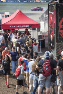 4th-annual-roadkill-nights-sees-street-legal-drag-racing-on-woodward-2018-08-14_22-57-49_967949