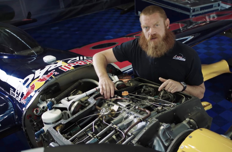 Lycoming Thunderbolt: The Red Bull Air Race Spec Engine
