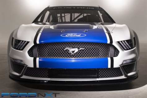 mustang-is-dressed-for-success-in-nascar-cup-series-racing-next-year-2018-08-09_17-05-08_579465